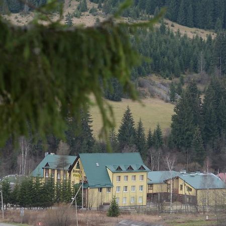 Ялинка Готель Vyshkiv מראה חיצוני תמונה